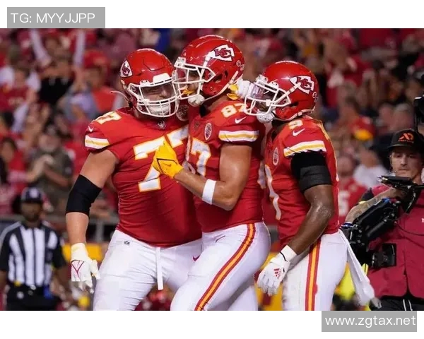 老鹰进攻体系创新解析：提升效率与战术深度的关键要素